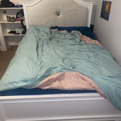 Double sized bed frame  ONLY SELLING BED FRAME NOT MATTRESS!!