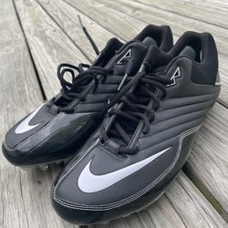 Nike Black Silver Cleats Patent Pending Men’s Size 15 new never worn 