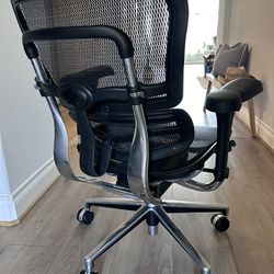 Ergo Chair -used- ONLY PICK UP 