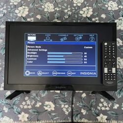 Insignia 19” HDTV LED Flatscreen Compact Small TV