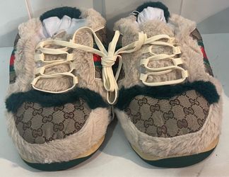 Puffy soft Slides