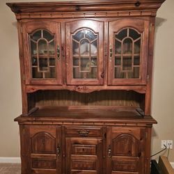 Free Wood Hutch
