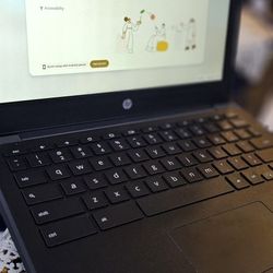 HP Chromebook 11.6 inch (16GB, Intel Celeron, 1.60GHz, 4GB) Chromebook - Black -
