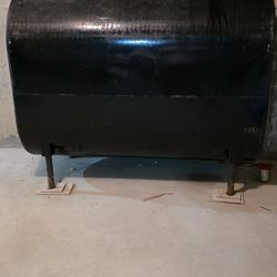 275 Gallon Oil Storage Tank