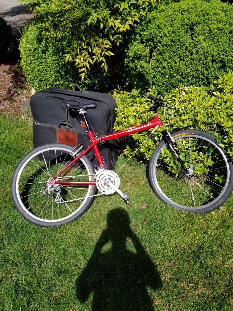 Slingshot travel folding bike