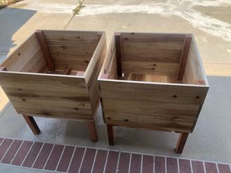 Beautiful privacy wall Frame Planter Box Garden Bed Outdoor Design cedar redwood AC pool equipment cover