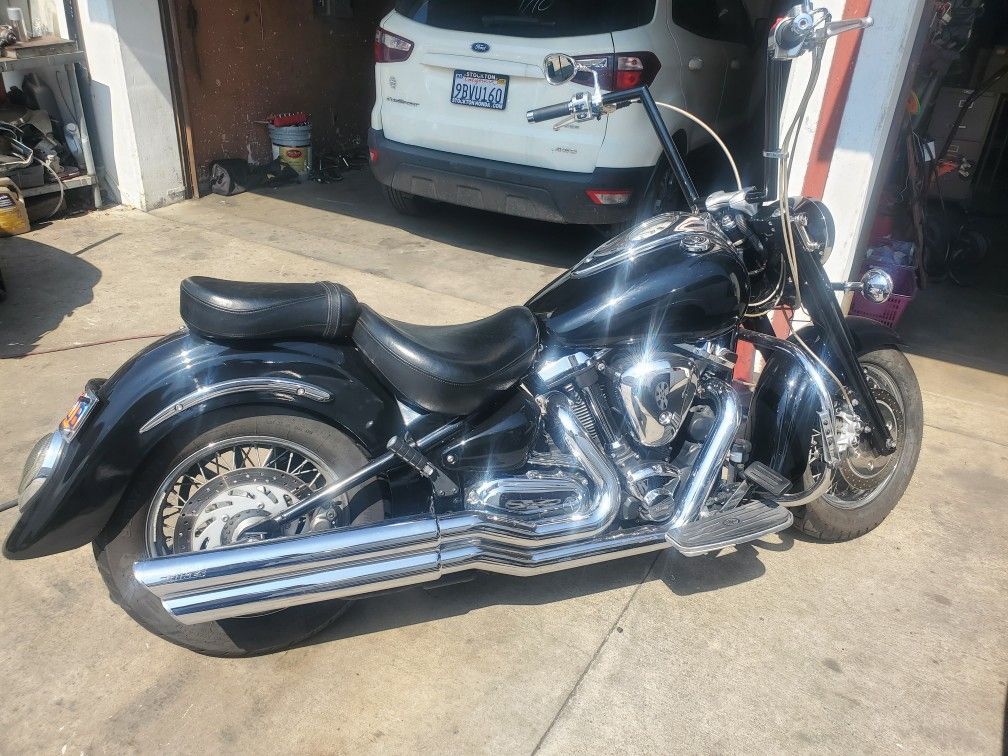 2006 Yamaha 1700xv Midnight Special  Runs Good