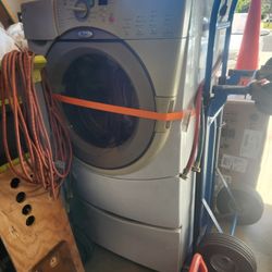 Whirlpool Washer And Pedestal 