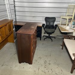 Storage Unit Cleanout – Furniture Lot (Desk, Dresser, Chair, More) – Must Take All