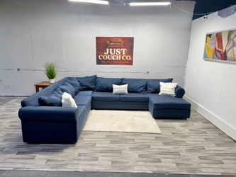 Free Delivery - Bob’s Furniture Navy Blue 4 Piece Sectional Couch