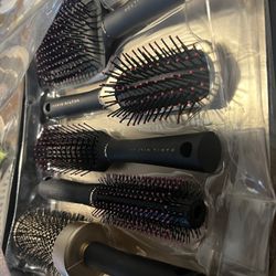 Hair Brushes 