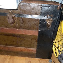 Old Chest Aprox 30x12 $100