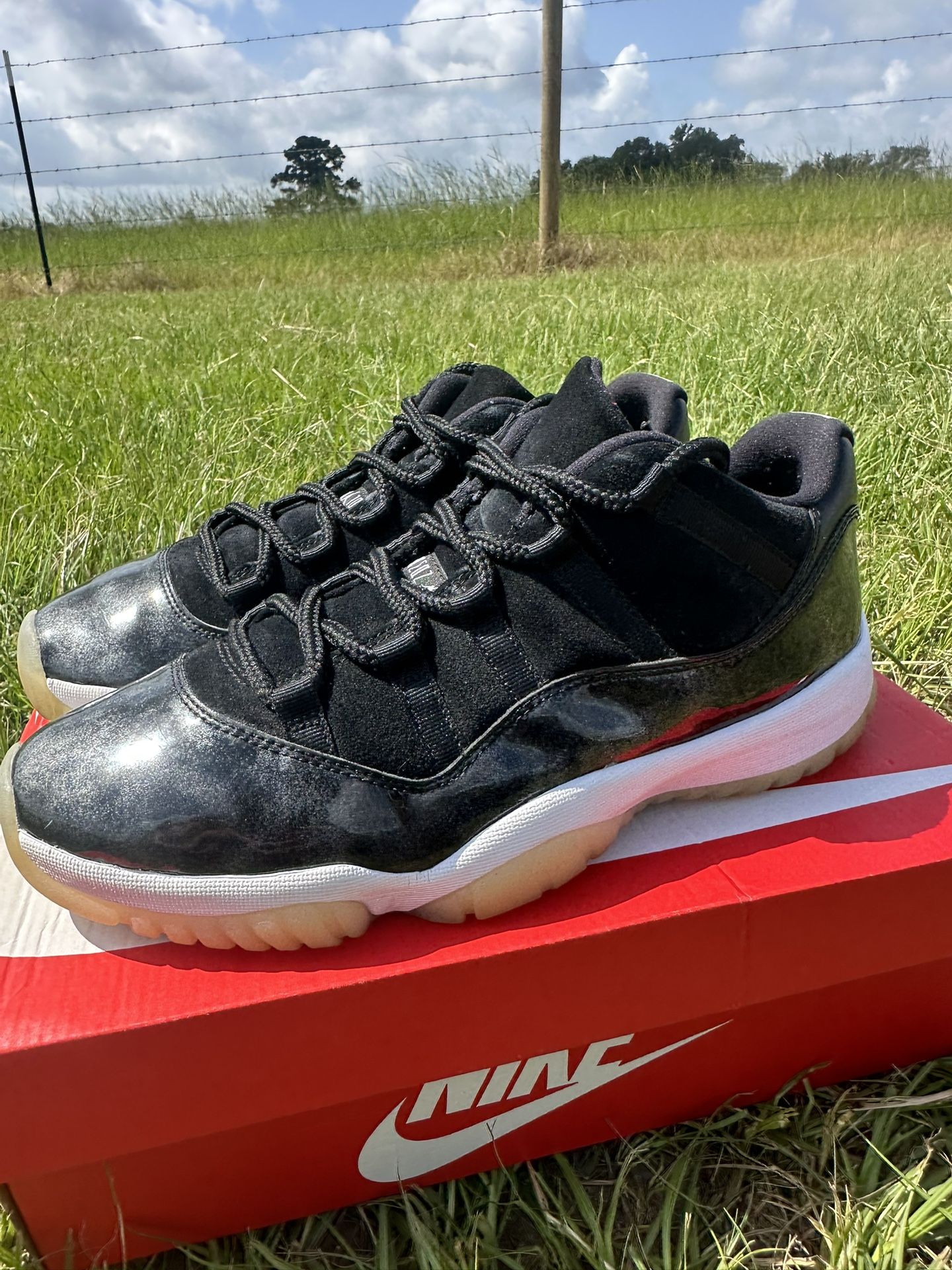 Nike Air Jordan 11 Retro Low Barons (2017) Size: 10.5