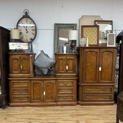 Thomasville Furniture Bedroom Set 