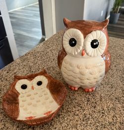 Ceramic Owl Cookie Jar and Dish Set
