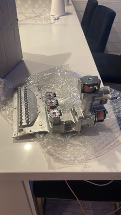 OEM Navien NPE-110 Tankless Water Heater Gas Valve / Gas Manifold Burner Assembly – New