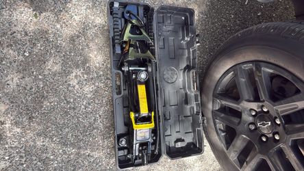 2 1/4 Trolley jack with Stans and Carrying  Case