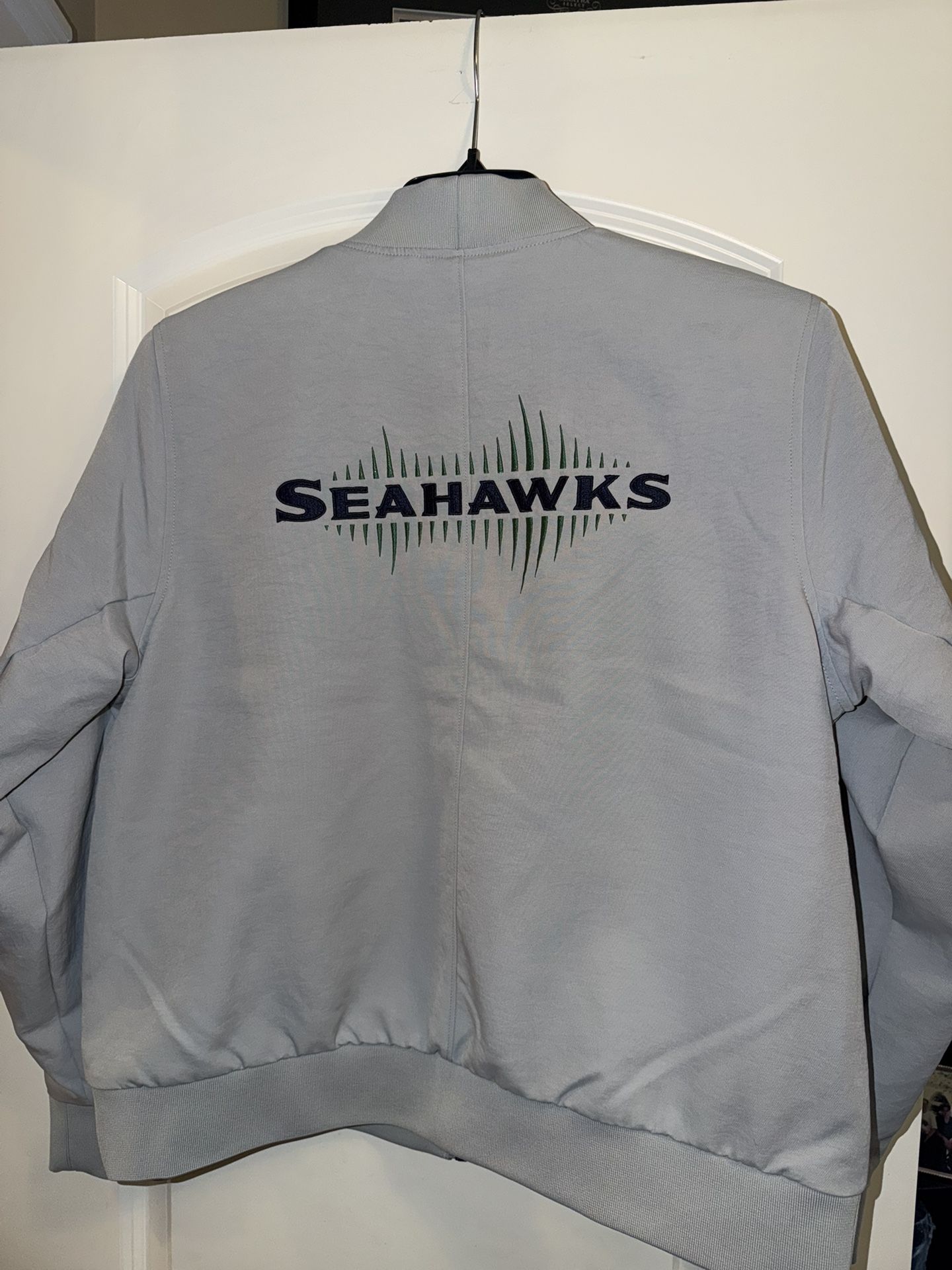 Women’s Nike Seahawks Rivalry Jacket XL New With Tags