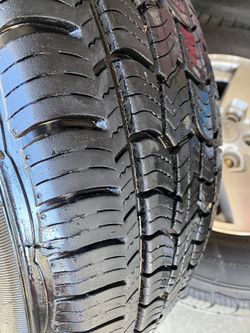 Jeep rims and tires Cooper Discovery 245-65 R17