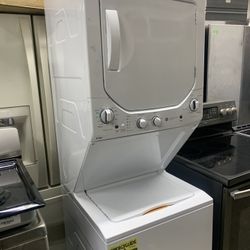 ge stackable  washer dryer 24 inches new 