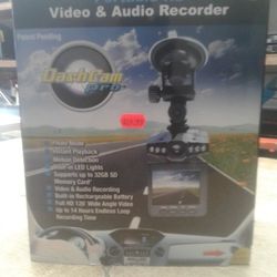 *NEW* Dash Cam Pro Black Portable HD Video/Audio Recorder