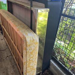 Free Spring Box (full/queen)