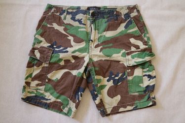 PacSun Men's Woodland Camo Ripstop Cargo Shorts Size 33 Straight Fit 100% Cotton