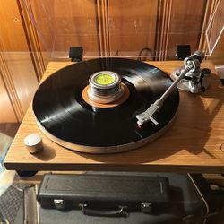 Audio-Technica AT-LPW30TK turntable 