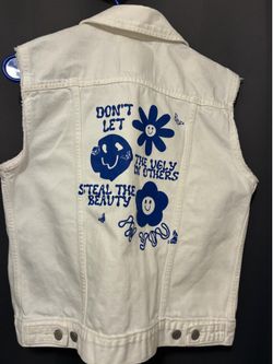 Levis Vest MEDIUM