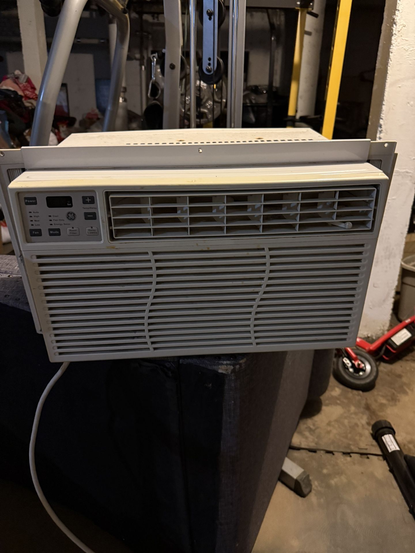 General Electric AC 8100BTU