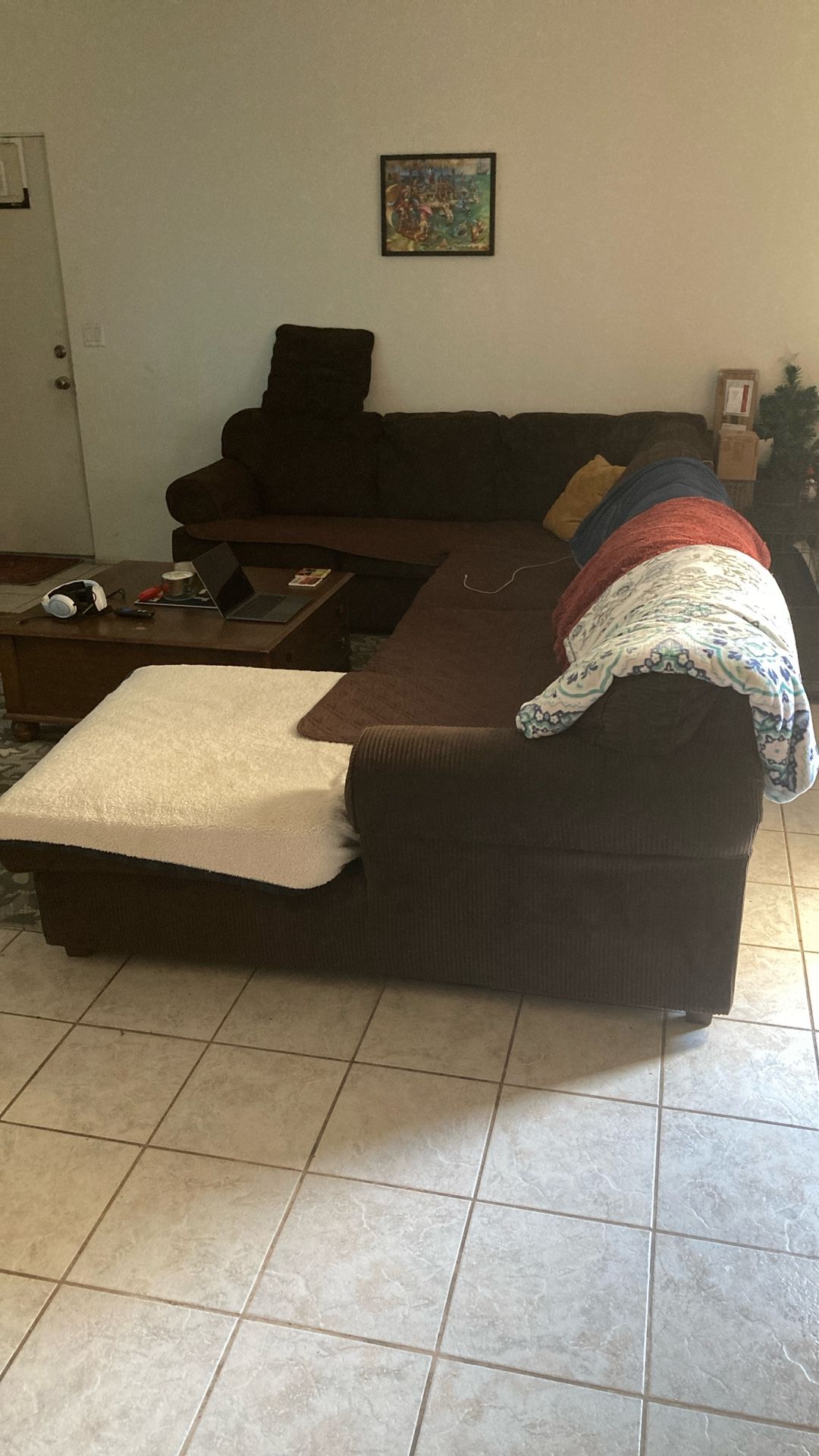 Full Sectional