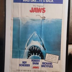 Vintage Jaws Movie Poster With Tshirt 