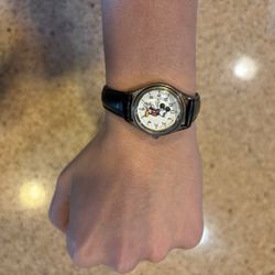 VINTAGE DISNEY TIME WORKS MICKEY MOUSE WATCH