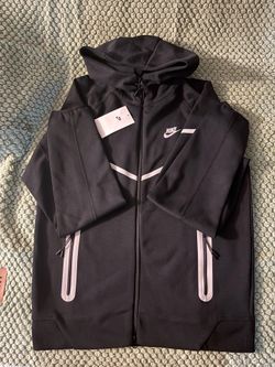Nike tech