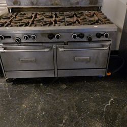 U.S Range 60' 10 Burner two oven commercial stove