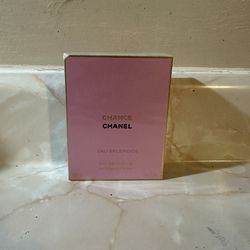 Channel perfume