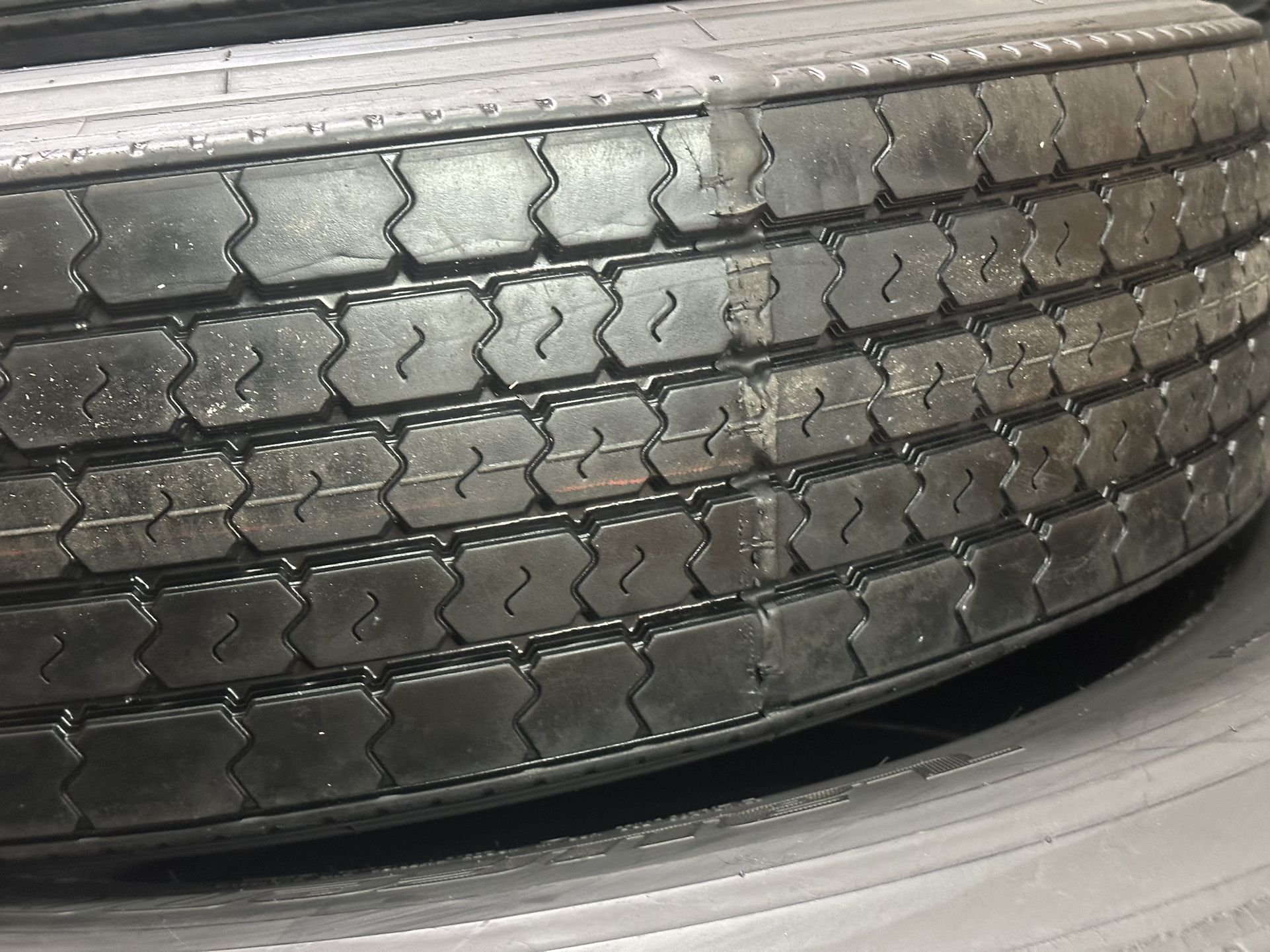 Recap Tires For Sale (trailers) 22.5 