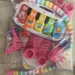 Fisher Price Kick & Play