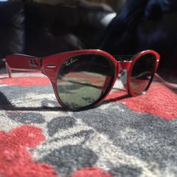Ray Bans Red Women’s