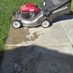 Honda Lawn Mower 