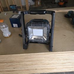 Makita Flood Light