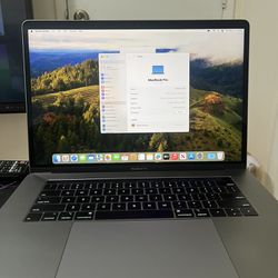MacBook Pro 15 Inch 800$ OBO 