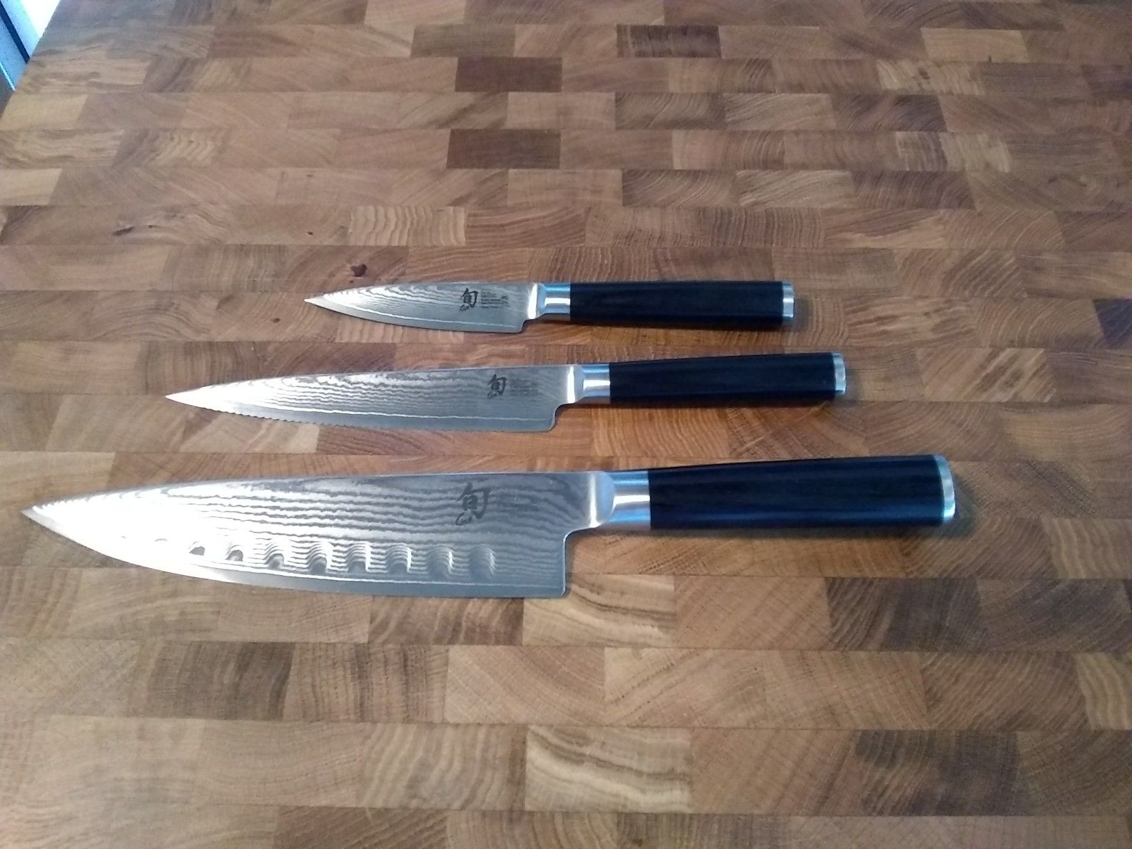 Shun Kitchen Knife set. Excellent Condition.