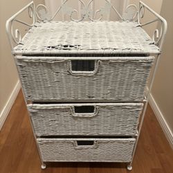 Small Dresser (vintage)