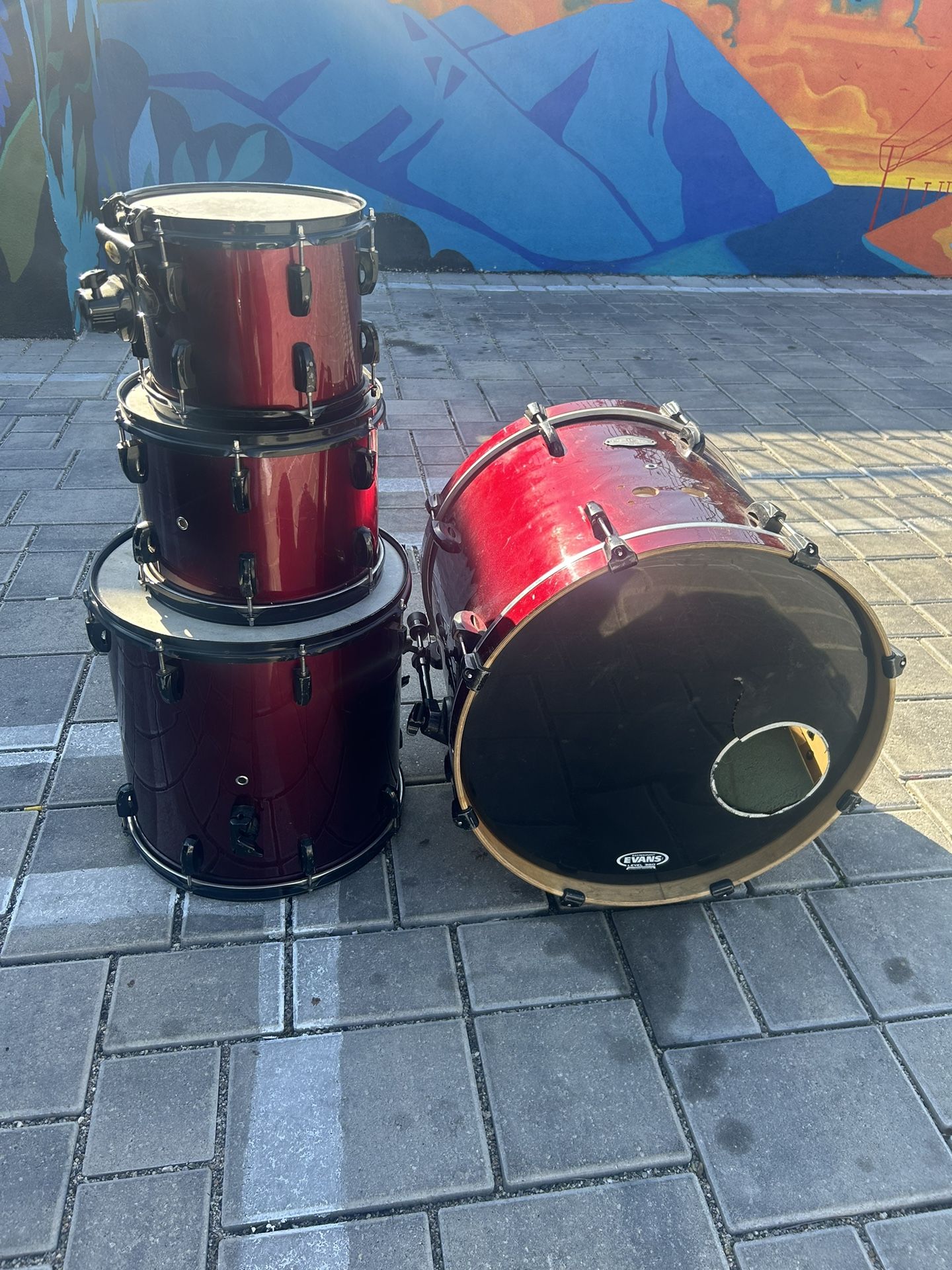 Pearl Vision Birtch 4 Piece Set Drums Only