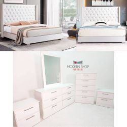 Bedroom Set *** Sold Separately Too ****** Juego De Cuarto **** Se Puede Vender Por Separado ***