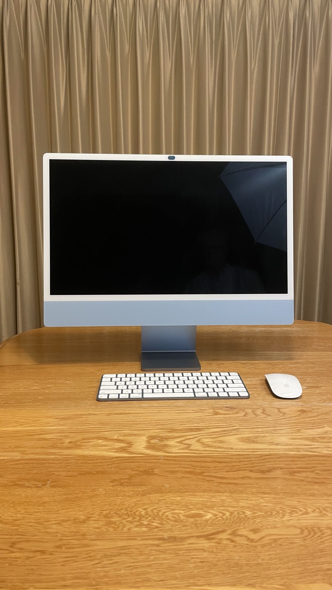 2021 iMac 24 Inch M1 1TB Storage 16gb RAM, Blue w/Box & Webcam Cover