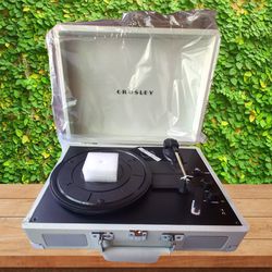 NEW IN BOX!! CROSLEY Cruiser Plus Vinyl Record Player W/Wireless Bluetooth And Speakers
