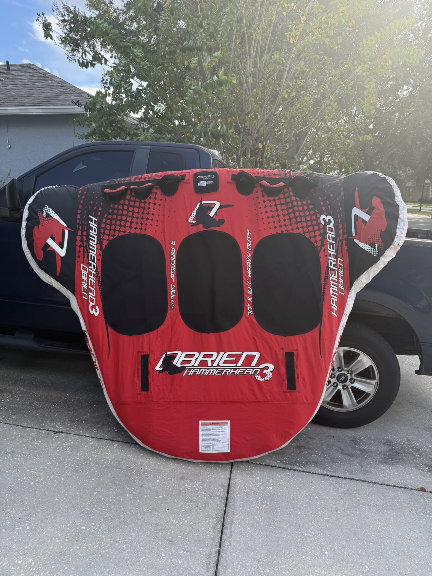 O'Brien Hammerhead 3-Person Towable Tube!  HUGE 70”x107”  LOTS OF FUN ! 