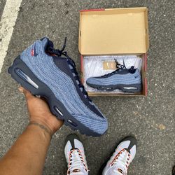 Levi’s Air Max 95